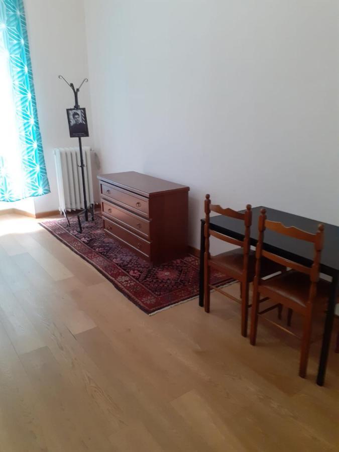 R.T. House'S Hostel Рим Екстериор снимка