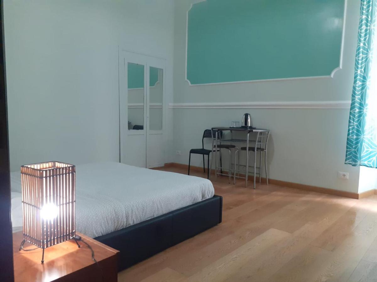 R.T. House'S Hostel Рим Екстериор снимка